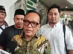 Wamenaker Membicarakan Syarat Batas Usia dalam Lowongan Kerja: Sebagai Penghambat